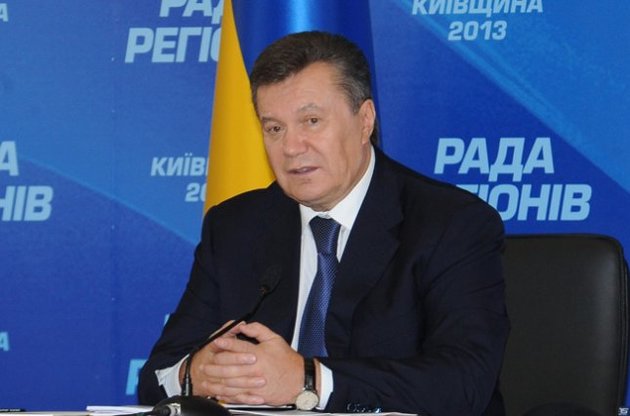 Янукович ушел на больничный с высокой температурой