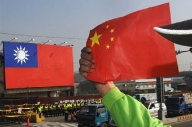 Китай і Тайвань вперше за 65 років сіли за стіл переговорів