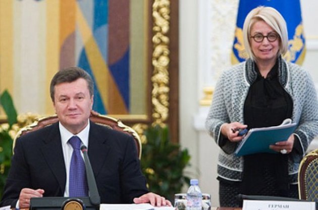 Янукович "у себя в кабинете, мы рядом с ним", - Анна Герман
