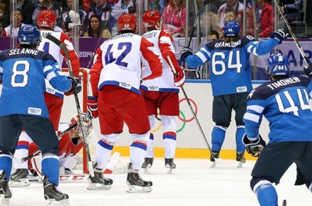 Хокеїсти Росії провалилися на домашній Олімпіаді, поступившись фінам у чвертьфіналі
