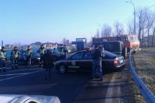 Державтоінспекція зняла обмеження на в'їзд автотранспорту до Києва