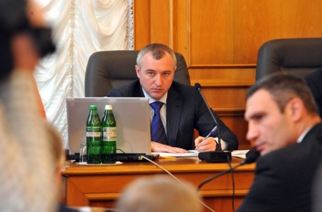 У ВР зареєстровано проект постанови про відставку Калєтніка