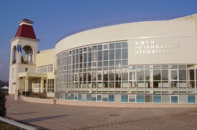 Единственную в Крыму украинскую гимназию почти полностью русифицировали