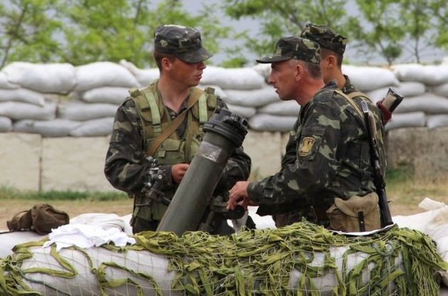 В Луганске боевики из минометов обстреляли аэродром, силы АТО отбили атаку