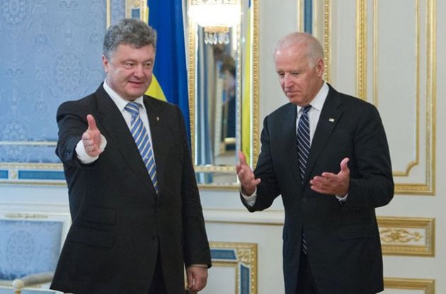 Віце-президент США підтримав план Порошенка щодо врегулювання на Донбасі