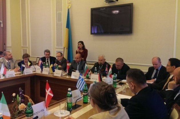 Юрий Продан провел встречу с послами