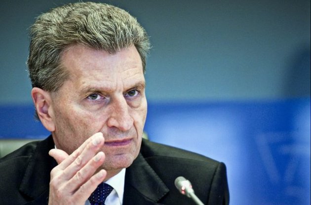 Єврокомісар хоче залишити санкції проти Росії в енергетиці наостанок