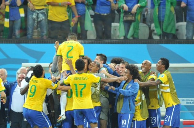 Блякла гра "пентакампеонів" на ЧС не знизила довіру букмекерів, Бразилія - головний фаворит