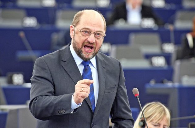 Мартин Шульц покинул пост президента Европарламента, возглавив в нем группу социалистов