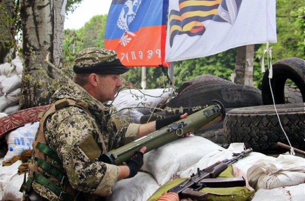 На Донбассе боевики продолжают обстрел позиций сил АТО