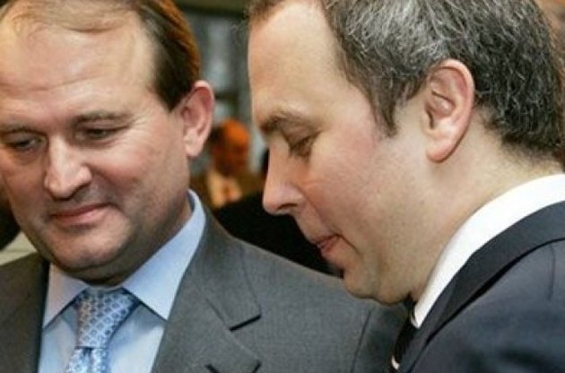 В СНБО не говорят, кого представляют на переговорах в Донецке Медведчук и Шуфрич