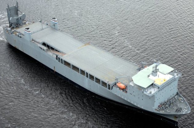Американское судно с остатками сирийского химоружия отправилось в нейтральные воды для его уничтожения