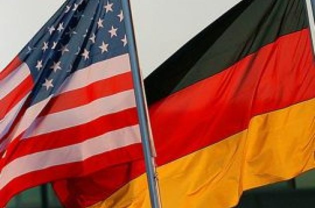 Німеччина вперше після війни висилає американського дипломата