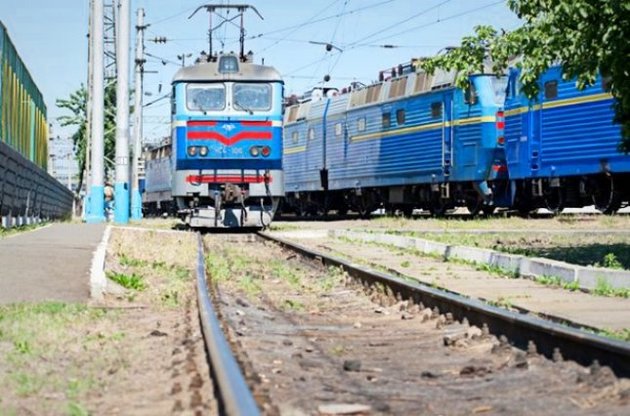 Убытки от повреждения железных дорог на востоке Украины составляют почти 600 млн грн