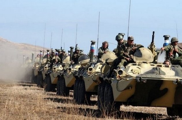 Росія продовжує нарощувати озброєння біля українського кордону