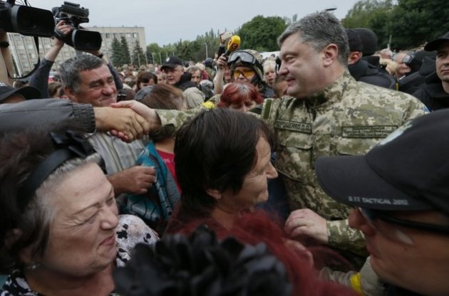 Порошенко хочет превратить освобожденный Славянск в символ нового Донбасса
