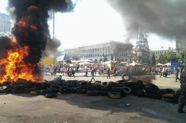 Киевлян позвали на субботник для уборки Майдана