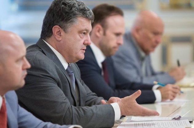 Порошенко вирішив провести люстрацію у формі виборів