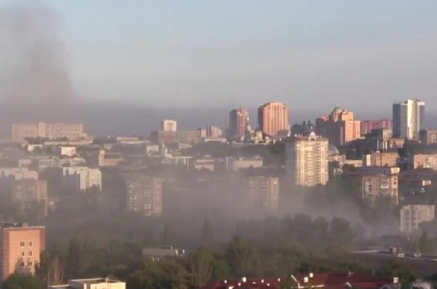 В первой половине дня активные военные действия велись в Петровском и Куйбышевском районах Донецка.