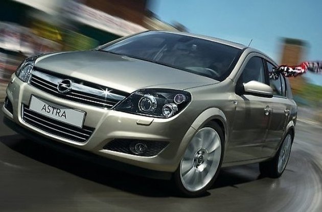 Opel скорочує роботу заводу в Росії і звільняє співробітників