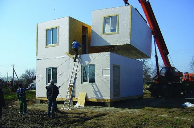 В Харькове начинают строить из сборных домов поселок для переселенцев