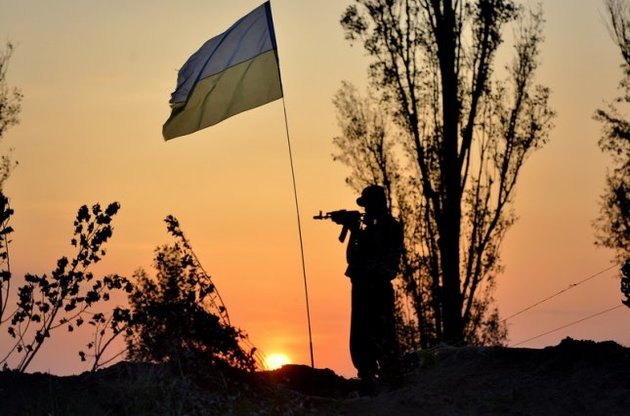 За сутки в зоне АТО погибли трое и ранены 12 украинских военных