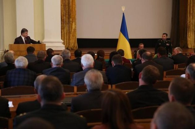 Порошенко представив нового міністра оборони