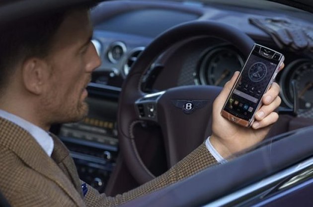 Vertu и Bentley выпускают первый совместный смартфон