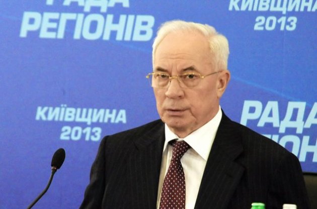 Російські депутати обговорили з Азаровим "делікатну тему", попросивши ЗМІ "не давати картинок"