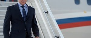 Путин с опозданием прибыл в Милан, из-за чего не встретился с Меркель