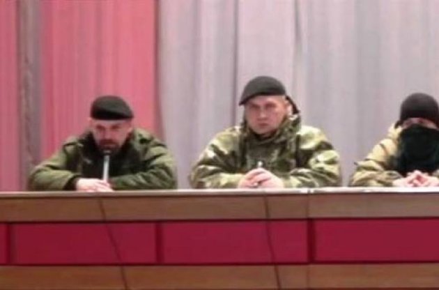Луганским женщинам запретили ходить в кафе под угрозой ареста