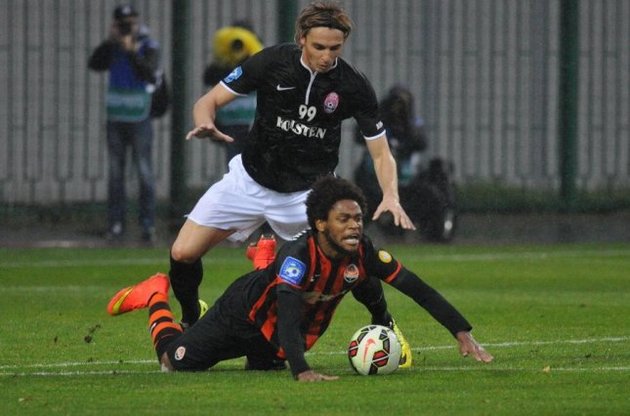 Андрей Пилявский (в черной форме) попытается закрепиться в основе сборной Украины