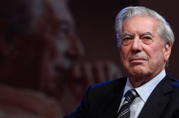 Марио Варгас Льйоса приехал в Украину