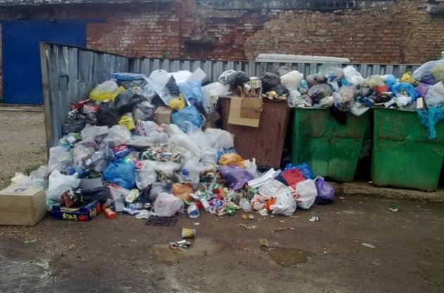 В Україні продовжують працювати корупційні схеми у сфері утилізації відходів.