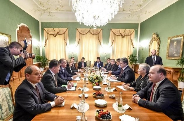 В Братиславе проходят переговоры Украины и Словакии