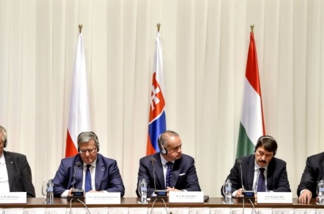 Порошенко залишився задоволений &quot;стилістикою&quot; переговорів у Братиславі