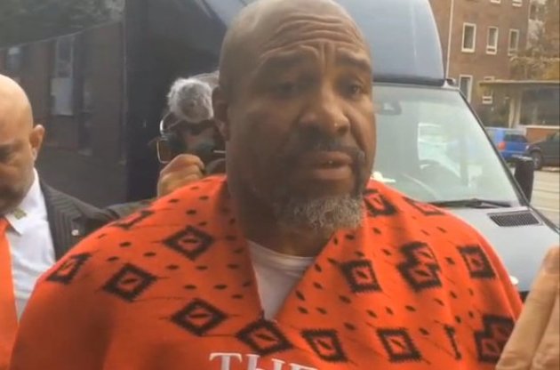 Шеннон Бріггс прибув у Гамбург і тут же опинився в центрі уваги