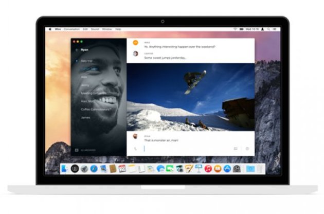 Програма має сучасний мінімалістичний дизайн