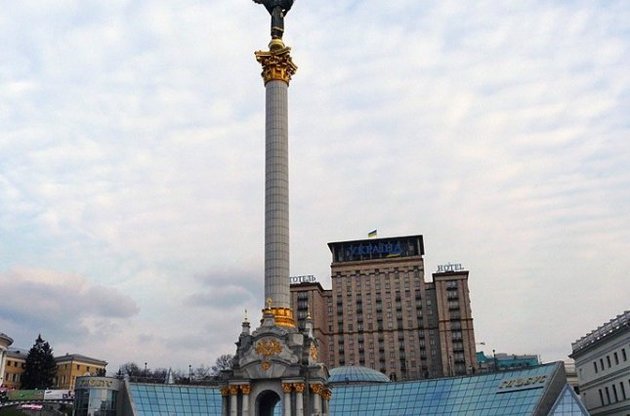 Кличко пообещал не убирать стелу с Майдана