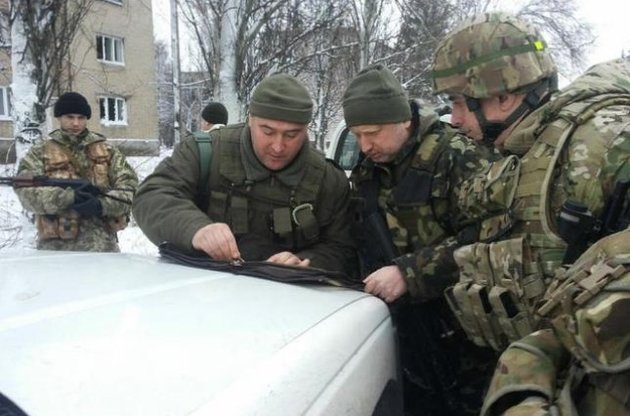 Турчинов: для зв&#039;язку з зоною АТО залишиться тільки 7 пропускних пунктів