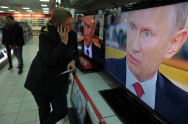 Путин проигрывает войну с независимыми СМИ в России - Newsweek
