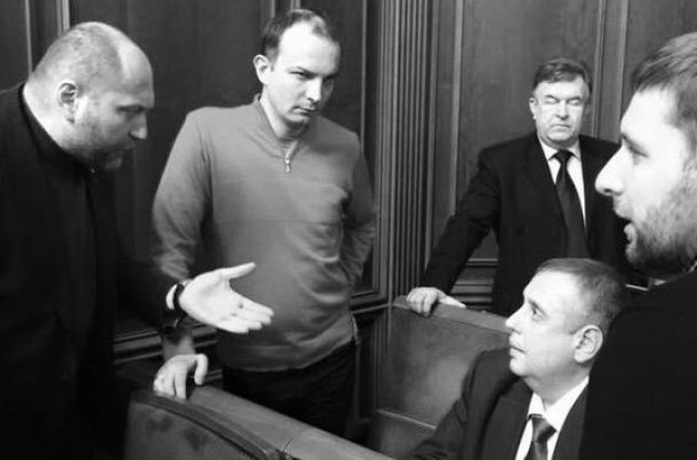 Депутати переконали заступник міністра Ісаєнко відмовитися від статусу учасника бойових дій