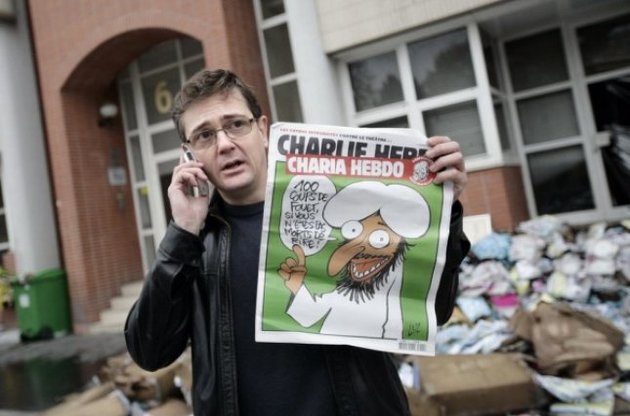 Співзасновник Charlie Hebdo звинуватив художника Шарбоньє в теракті.