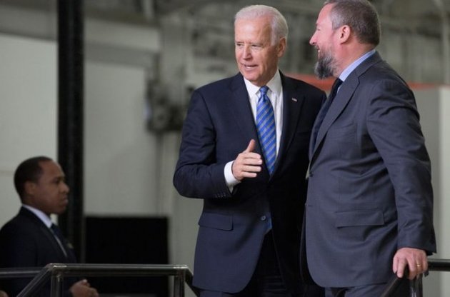 Байден: Белый Дом в дискуссиях в вопросе поставок оружия в Украину