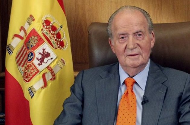 Король Испании снизил себе зарплату на 20%