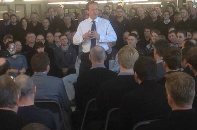 Кэмерон пригрозил Путину сокрушительными санкциями