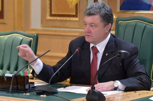 Порошенко предложил изменить закон "О военном положении" под особенности гибридной войны