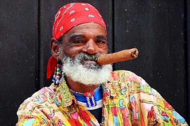 Впервые за 50 лет американцам разрешили гаванские сигары