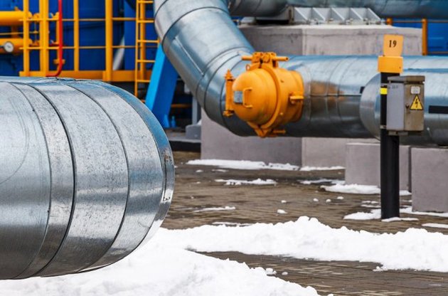 "Нафтогаз" продолжает перечислять "Газпрому" предоплату за газ "дозами" по $ 15 млн