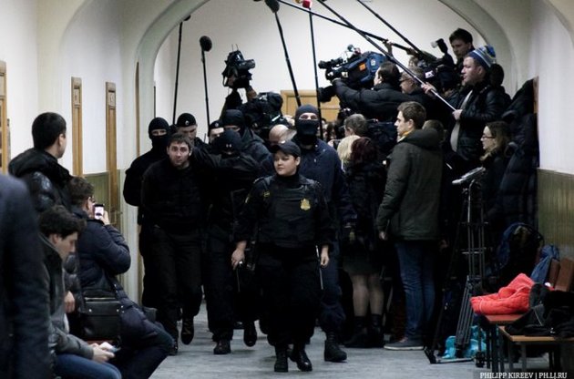Подозреваемые в убийстве Немцова обжаловали свой арест